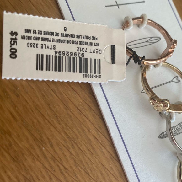 4 piece Ring Set Aeropostale - Picture 3 of 4